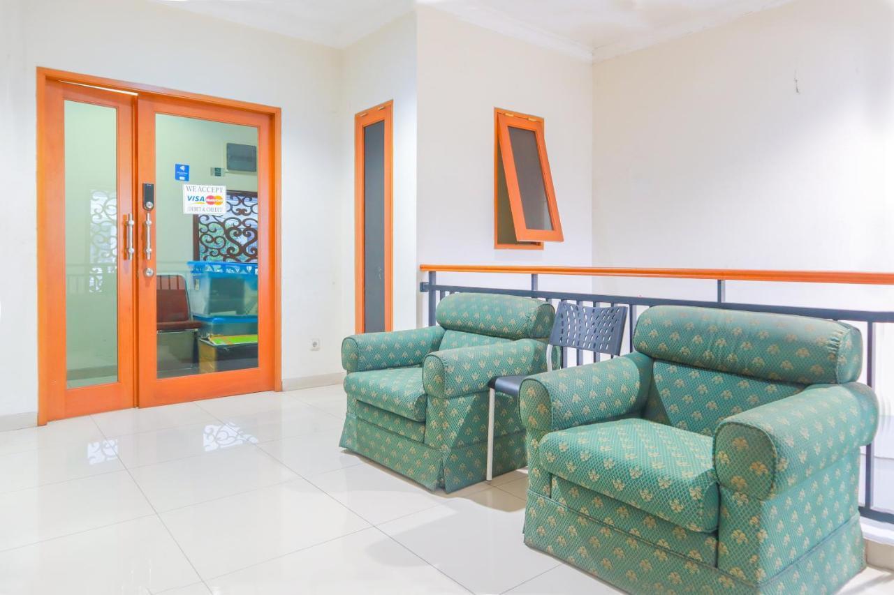 Oyo 2196 Ss Homes Jakarta Eksteriør bilde
